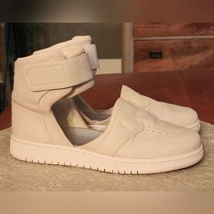 Nike Wmns Air Jordan 1 High 'Lover XX' size 8